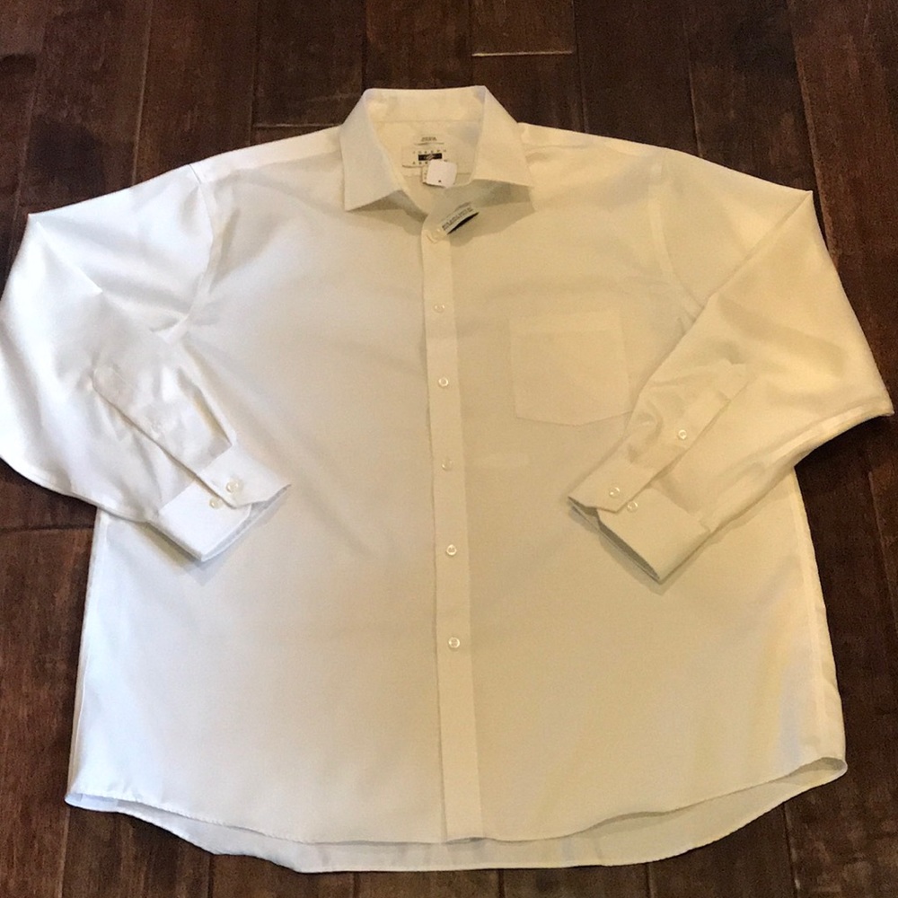 Men’s dress shirt